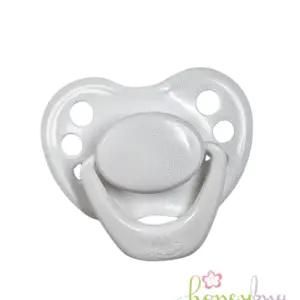 Front view of a white Honeybug magnetic reborn dummy with reversible magnet.