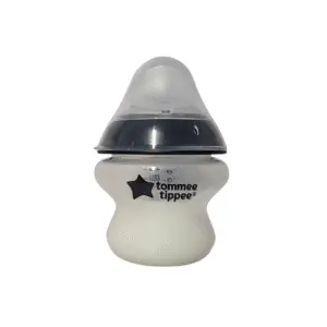 Tommee Tippee Small Black Reborn Bottle Prop